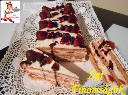 Mézes grízes sütésmentes epres torta csoda Ágicától!
