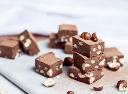 Mogyorós csokoládé házilag 4 hozzávalóból! Bámulatos finomság!