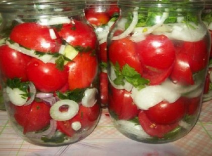 Paradicsom eltevés télire, hagymával, olajjal, tartósítószer nélkül!