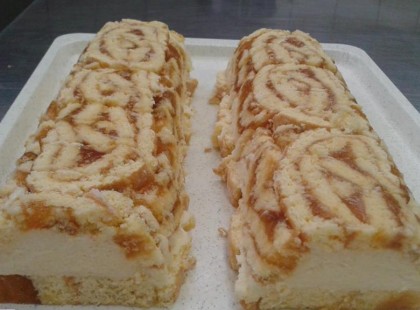 Piskótatekercses alagút pudinggal töltve!