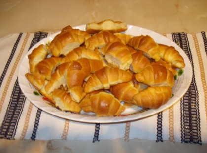 Puha és omlós sonkás kifli kelesztés nélkül! Nem is gondolnád, mennyire egyszerű!