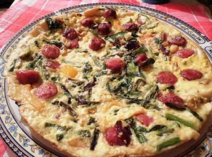 Rakott virsli krumplipürével, tepsiben sütve! Ebédre, vacsira, fantasztikus, egyszerű és laktató!