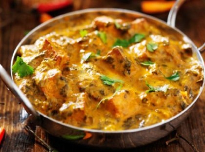 Sajtos csirkemell vajas zöldborsóval – így szaftossá és omlóssá válik, s még véletlenül sem szárad ki!