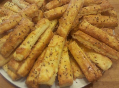 Sós rudacskák leveles tésztából a dédnagymama receptje szerint!