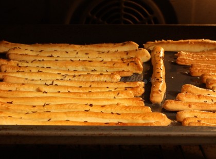 Sós rudak zsírral készítve – Kívül ropogós, belül pedig isteni omlós!