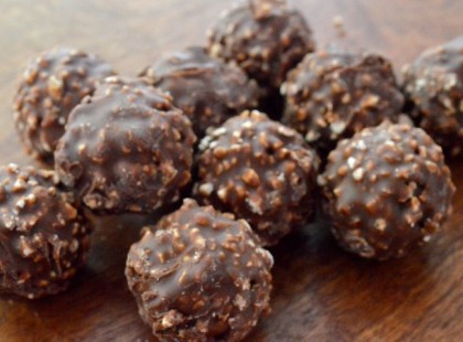 Tudd meg, hogy készül a házi Ferrero Rocher 5 hozzávalóból!