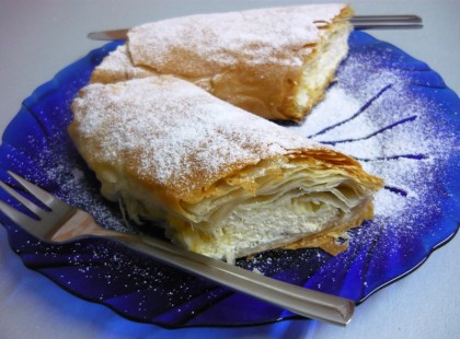 Újabb dédi recept: Finomságos túrós rétes! És az illata is nagyon jó:-)