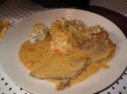 Vadas hús – jó sok szósszal, hogy finom legyen!