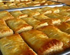 Bögrés élesztős leveles tészta, a legegyszerűbb recept, amiből ínycsiklandó édes és sós falatokat készíthetsz!