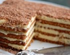 Krémes keksztorta, a gyerekek kedvence! Sütés nélkül, percek alatt elkészíthető!