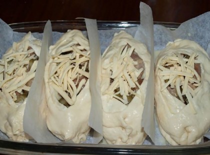 1 kg burgonya, 400 g hús és egy kis kreativitás! Így készül a világ legfinomabb étele!