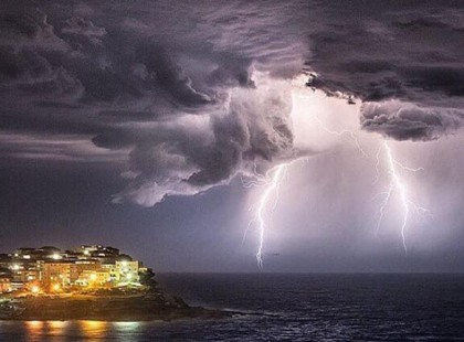 Mindjárt leszakad le az ég!Komoly égi áldás jön ezeken a területeken! Mutatjuk a térképet!