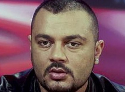 Be­le­halt a sze­gény­ségbe a ma­gyar éne­kes édes­apja!