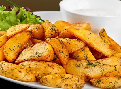 Fokhagymás sült burgonya a sütőből, a világ legfinomabb burgonyája!