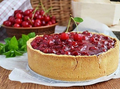 Rafinált meggyes, ünnepi alkalmakra mindig ezt készítem, mert minden süteményt túlszárnyal!