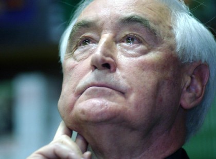 Hi­he­tet­len vál­to­zás: Így néz ki most Cze­i­zel el­ha­nya­golt sírja!