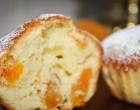 Grízes barackos muffin, mire kettőt pislogtam, a család fel is falta az egészet!