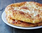 Minden idők legfinomabb sajtos lepénye, ha szereted a sajtos pogácsát, ezt meg kell kóstolnod!