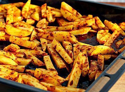 Mióta így készítem a sült krumplit, a családnak nem kell más köret!