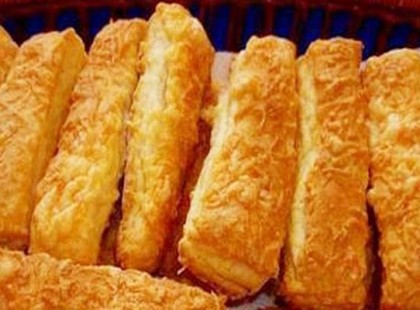 Ilyen finom sajtos rudat még nem készítettem! Köszi a receptet! Nekem 30 éve megvan ez a recept és gyakran megsütöm. Tényleg finom és olcsó!