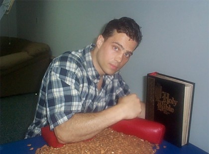 Elmondta az igazságot, hogyan gyógyult ki a rákból, és börtönbe záratta a gyógyszeripar!