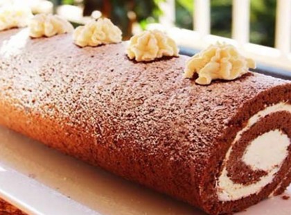 20 perces piskótatekercs, ha váratlanul betoppan a család, lepd meg őket ezzel a finomsággal!