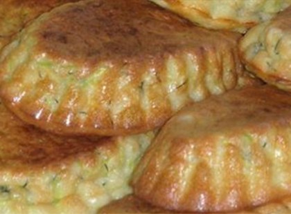 Cukkini muffin, kaporral és fokhagymás tejföllel, ínycsiklandóbbat még nem kóstolunk!