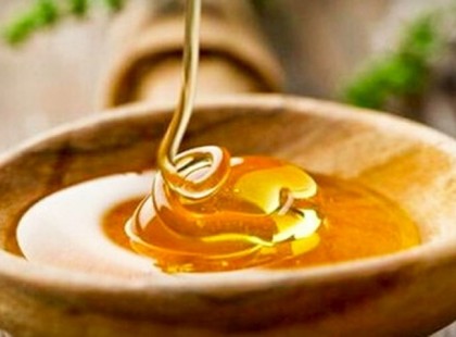 Így készíts cukorgyantát a legkíméletesebb szőrtelenítéshez!