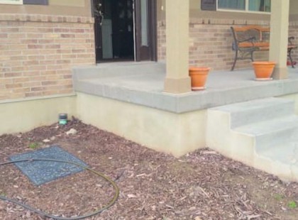 Megunta a régi beton lépcsőt, átalakította! Káprázatos milyen lett az udvar!