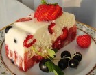 Babapiskótás krémtorta, valódi nyári finomság, minél hidegebb, annál finomabb!