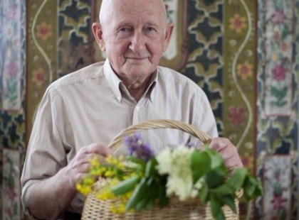 Most az egyszer hallgattam Gyuri bácsira, a bükki füvesemberre: elmúlt az ízületi gyulladásom, nem puffad a hasam és rendbejött az epém