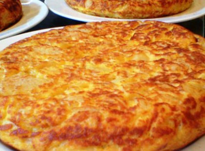 Burgonyás tortilla, ennél különlegesebb burgonyás ételt még nem kóstoltam!