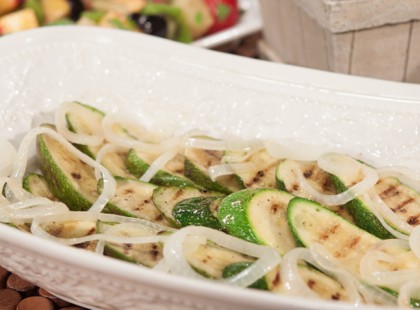 Elképesztő finom és egyszerű az új diétás cukkinisaláta!