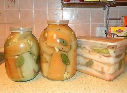 A sós vízben érlelt szalonna a legízletesebb – puha és illatos!