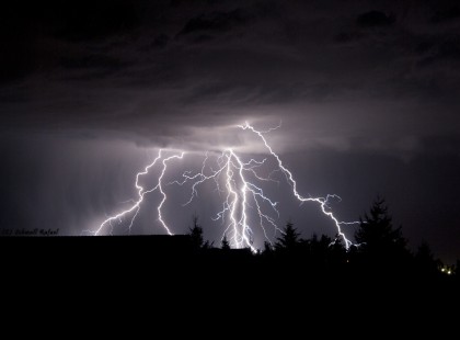 17 megyében figyelmeztetik a lakosságot!Még a meteorológusok is megdöbbentek azon, amit ma hoz az időjárás! Tripla riasztást adtak ki!