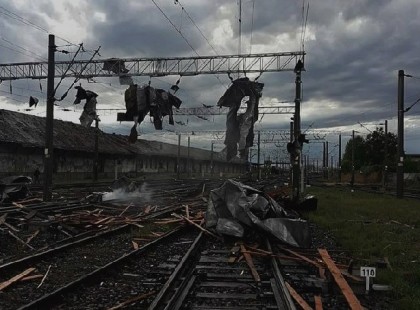 Nyolcan haltak meg a végigsöprő viharban - A kormány támogatást ígért a károsultaknak.