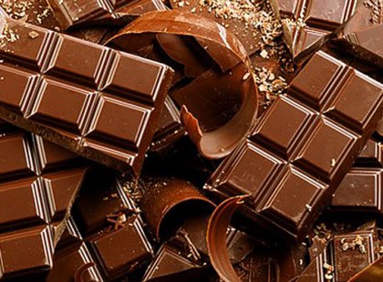 Vigyázat! Ha ilyen csokit vett a gyereknek, azonnal vigye vissza! Üvegszilánk lehet benne! Rengeteg magyar üzlet árulja!!!Nagyon fontos, hogy minél többen tudják! Osszátok!!