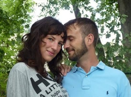 Az első randijukon észrevett valami furcsát a férfi kezén. Négy hónappal később a férfi bevallotta az igazságot az állapotáról.