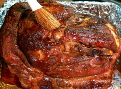 Egyben sült fokhagymás, mustáros sertéssült! Ennél szaftosabb, omlósabb húst még nem kóstoltam!