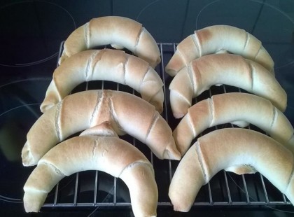 Kelesztés nélkül 30perc alatt kész a finom puha meleg kifli!