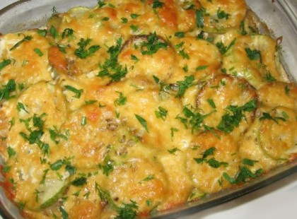 Nem volt otthon más, csak 2 cukkini és egy kis burgonya, káprázatos ételt varázsolt belőle!