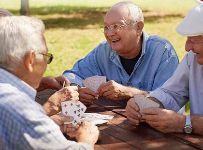 Fantasztikus hír! 13. havi nyugdíjat vezetne be az MSZP - Ennyit adnának mindenkinek