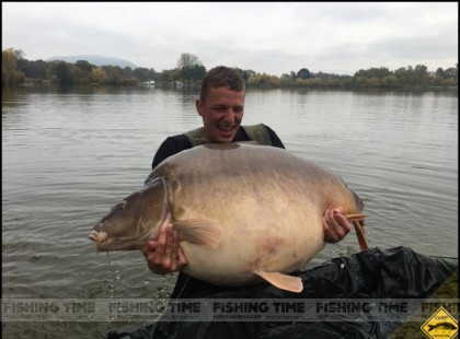 Pontyvilágrekord Magyarországról: 49 kilós tükröst fogtak!