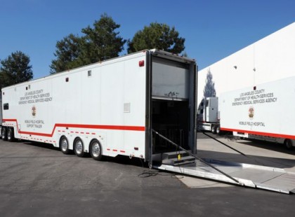 Megműtötték ezt a német nőt Kiskunhalason - Két kamionnyi adományt küldött hálából