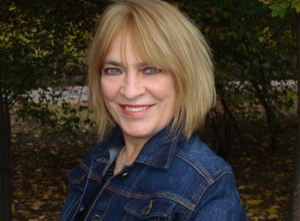 73 éves Kovács Kati, énekesnő. Isten éltesse.