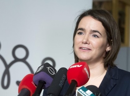 Most jelentette be Novák Katalin: január 1-től százezrek adósságát függesztik fel és több százezer magyarét véglegesen elengedik, a kormány fizeti ki helyettük! Itt a tájékoztató