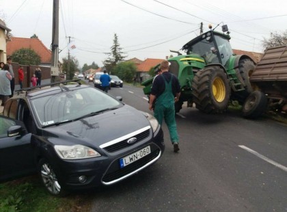 Tegnap balesetet szenvedtünk Környén.