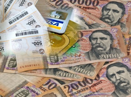 Dolgozókat toboroznak! 350 ezer forintos fizetésért dolgozhatsz belföldön! Még érettségi sem kell! Nagyon sok dolgozót keresnek! Mutatjuk hol kell jelentkezned az állásra