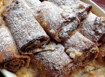 Epres diós palacsinta, már a látványnak sem lehet ellenállni, hát még ennek az íznek!