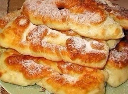 Ínycsiklandó bögrés joghurtos csöröge, úgy tökéletes ahogy van!